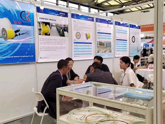 تعديل FRP قوة العضو العصا واضحة مقاومة الطقس العالية