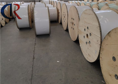 مواد KFRP بيضاء ، الألياف البصرية في الأماكن المغلقة كابل الألياف البصرية Aramid البلاستيك المقوى